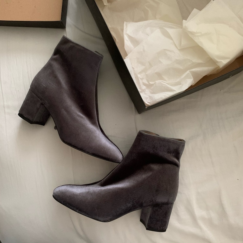 NIB J.Crew Velvet Grey Hadley Boots